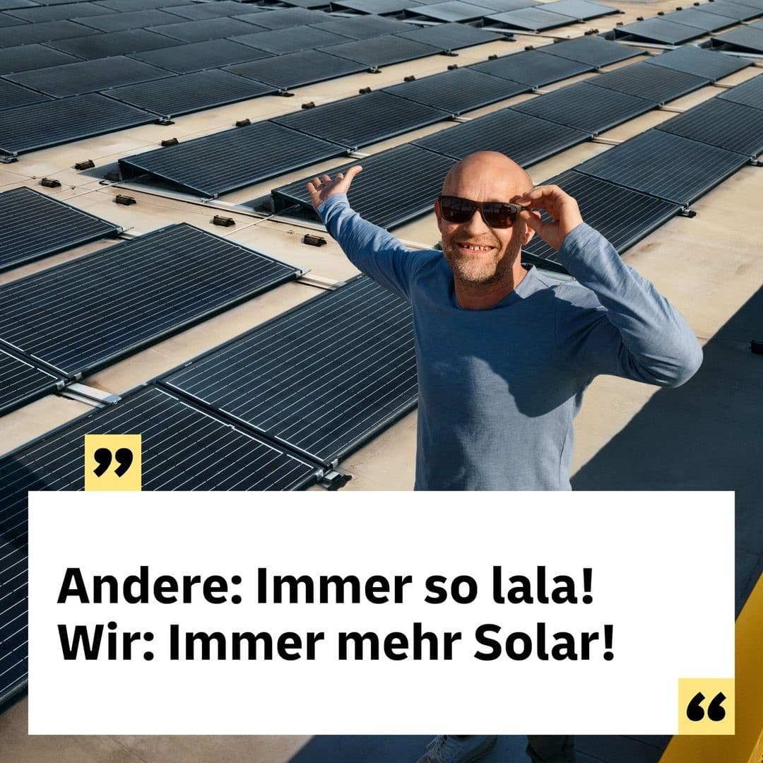 Jürgen Vogel im Meme-Stil als Sympathieträger für die Deutsche Post unterwegs