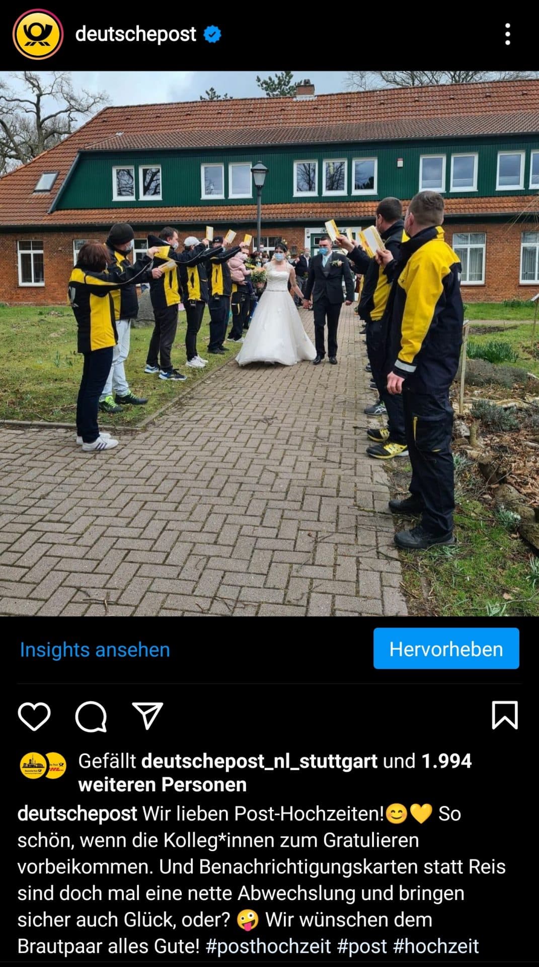 Post mit Bildern einer Hochzeit von Post Angestellten