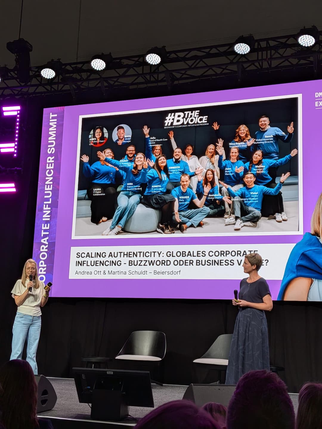 AndreaAndrea Ott und Martina Schuldt auf der Bühne des Coporate Influencer Summit 2025 AndreaAndrea Ott und Martina Schuldt auf der Bühne des Coporate Influencer Summit 2025